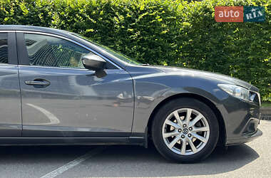 Седан Mazda 6 2013 в 