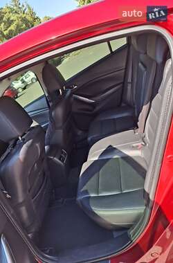 Седан Mazda 6 2016 в 