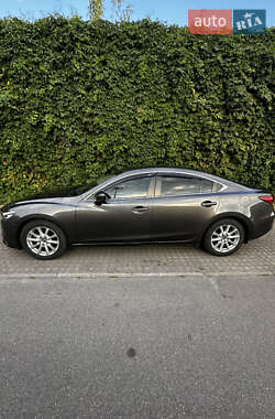 Седан Mazda 6 2017 в 