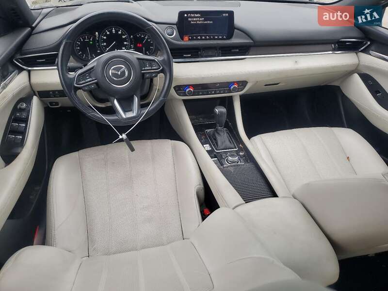Седан Mazda 6 2018 в Хмельницком