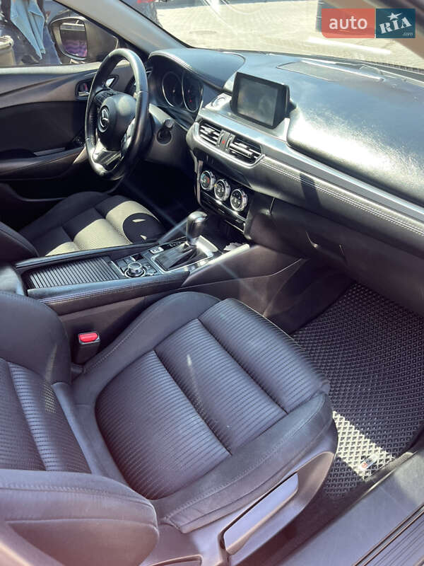 Седан Mazda 6 2015 в Львове