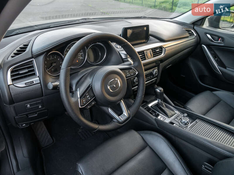Седан Mazda 6 2017 в Киеве