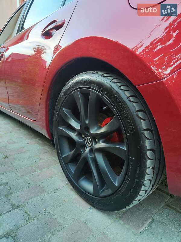 Седан Mazda 6 2013 в Ровно