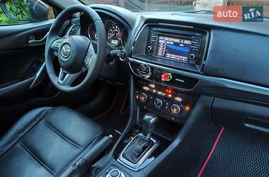 Седан Mazda 6 2013 в 