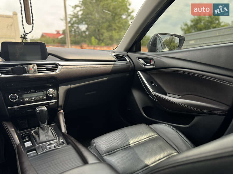 Седан Mazda 6 2016 в Харкові