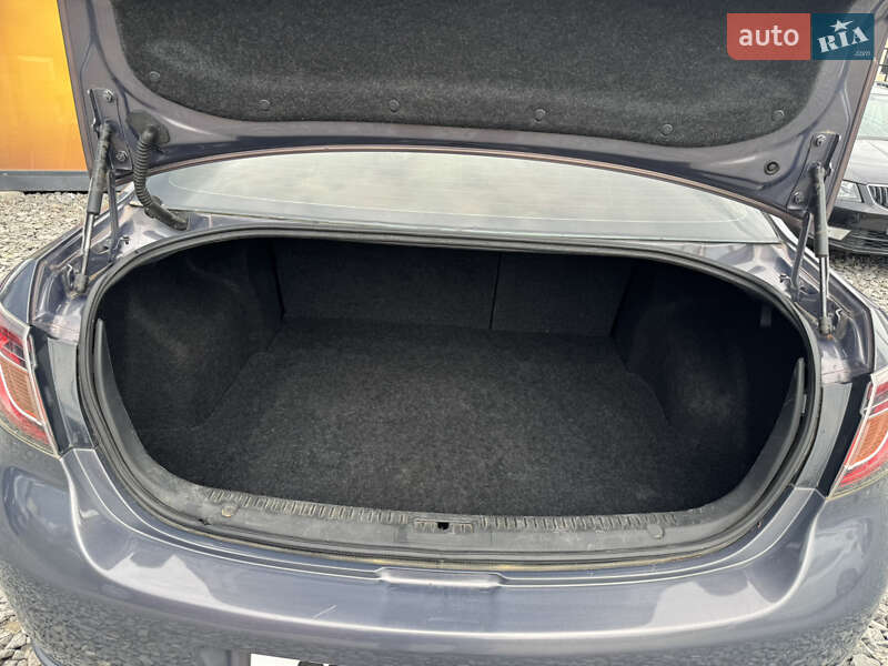 Седан Mazda 6 2008 в Стрые