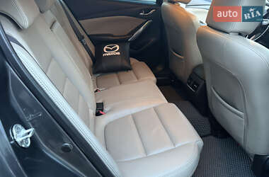 Седан Mazda 6 2016 в 