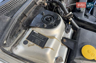 Седан Mazda 6 2004 в 