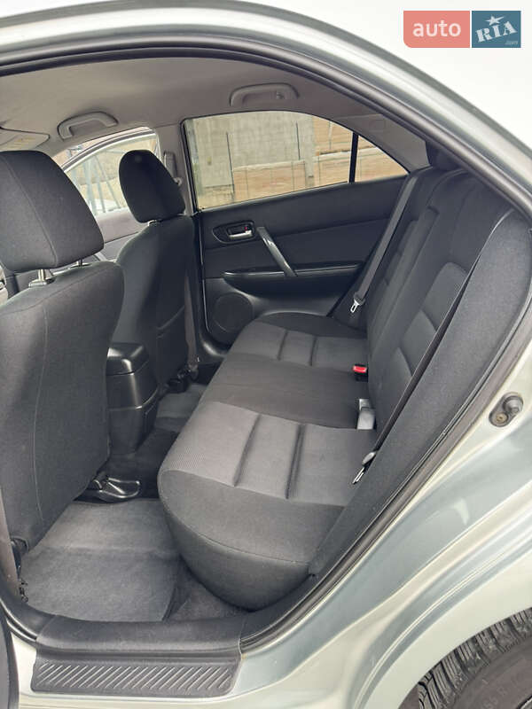 Седан Mazda 6 2006 в Тернополі