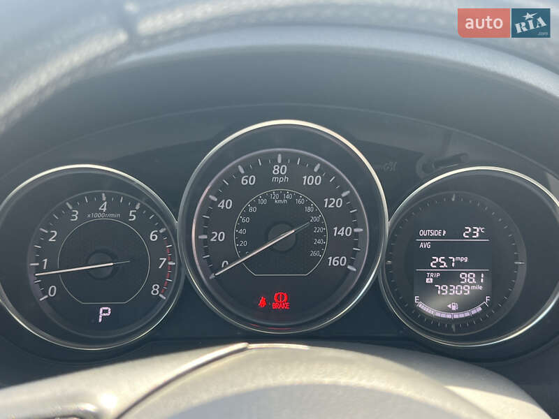 Седан Mazda 6 2013 в Днепре