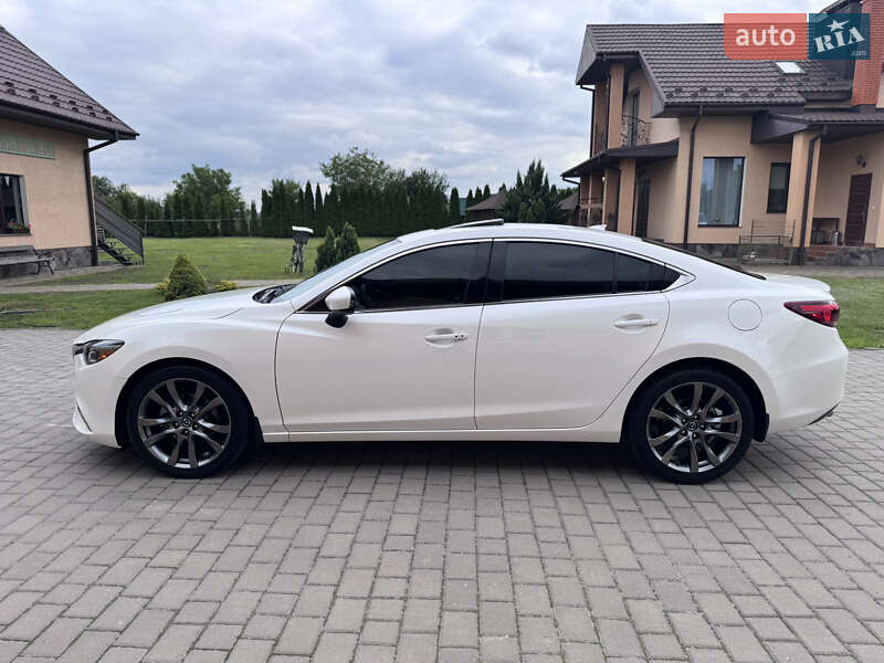 Седан Mazda 6 2016 в Киеве