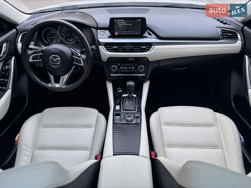 Седан Mazda 6 2016 в Киеве