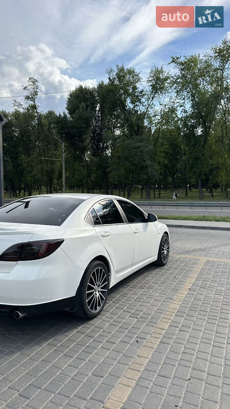 Седан Mazda 6 2008 в Днепре