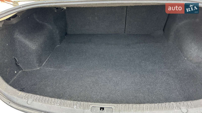 Седан Mazda 6 2008 в Днепре