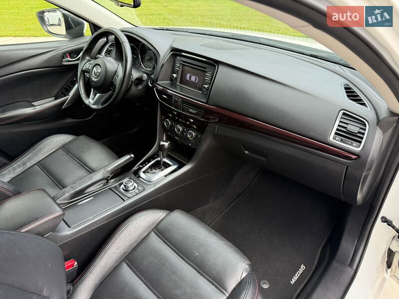 Универсал Mazda 6 2013 в Луцке
