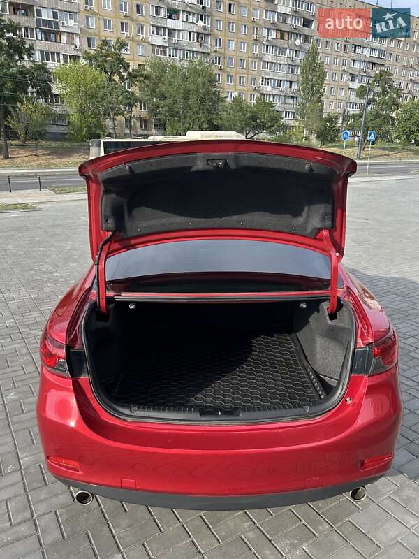 Седан Mazda 6 2013 в Днепре