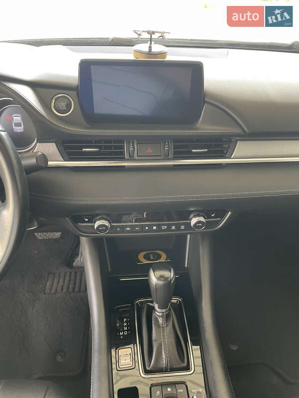 Седан Mazda 6 2018 в Николаеве