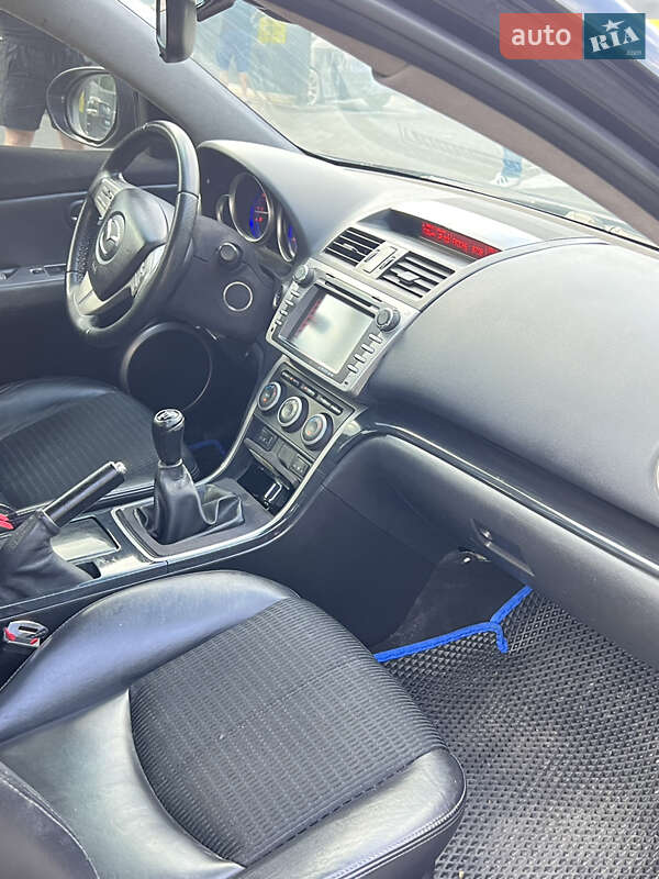 Седан Mazda 6 2008 в Киеве