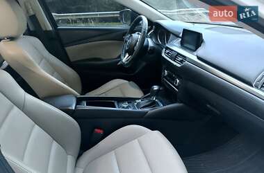 Седан Mazda 6 2016 в 