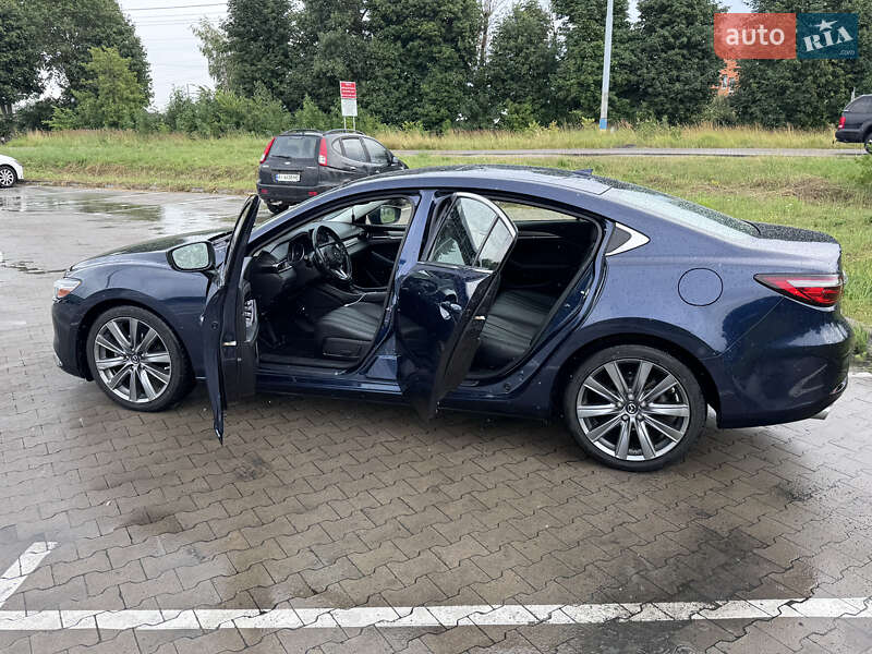 Седан Mazda 6 2018 в Киеве