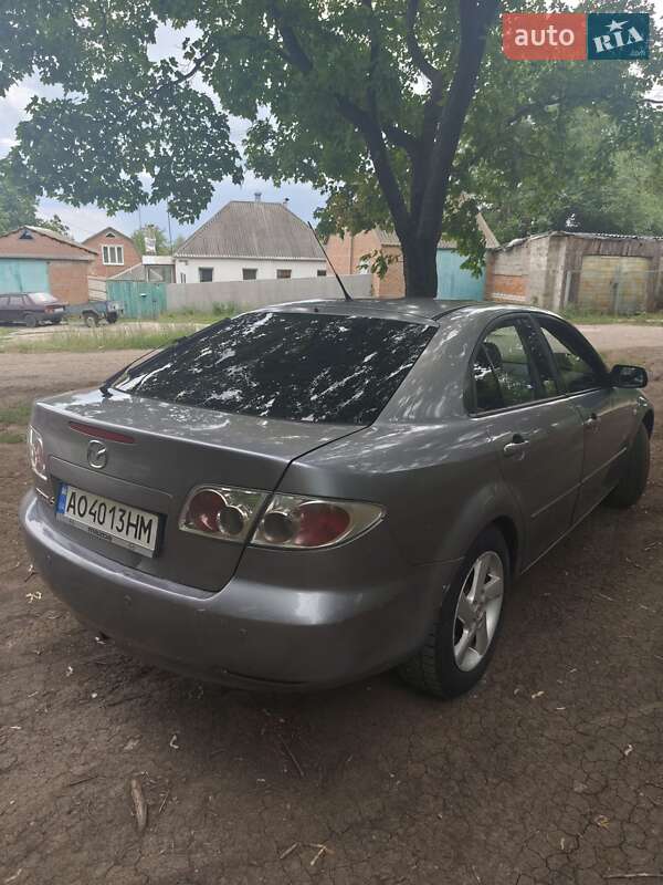 Седан Mazda 6 2004 в Чугуеве