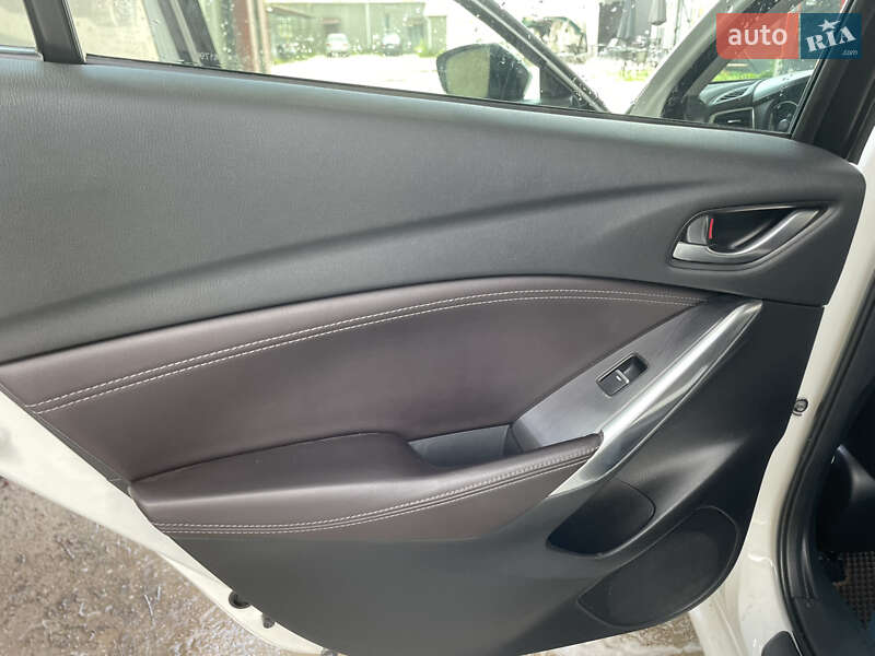 Седан Mazda 6 2015 в Ніжині