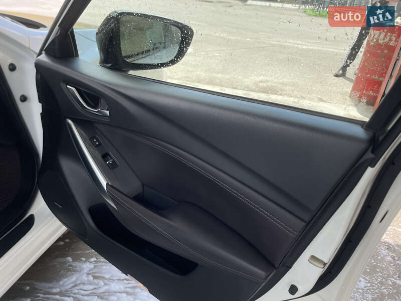 Седан Mazda 6 2015 в Ніжині