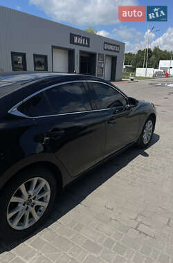 Седан Mazda 6 2015 в 