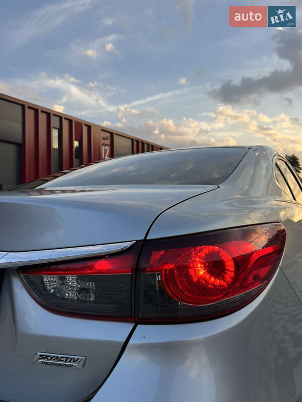 Седан Mazda 6 2016 в Львове