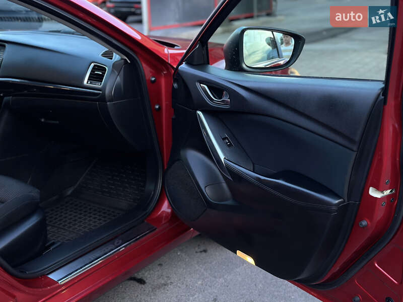 Универсал Mazda 6 2014 в Львове