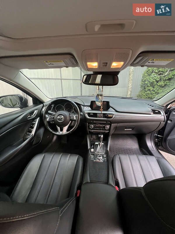 Седан Mazda 6 2015 в Нікополі