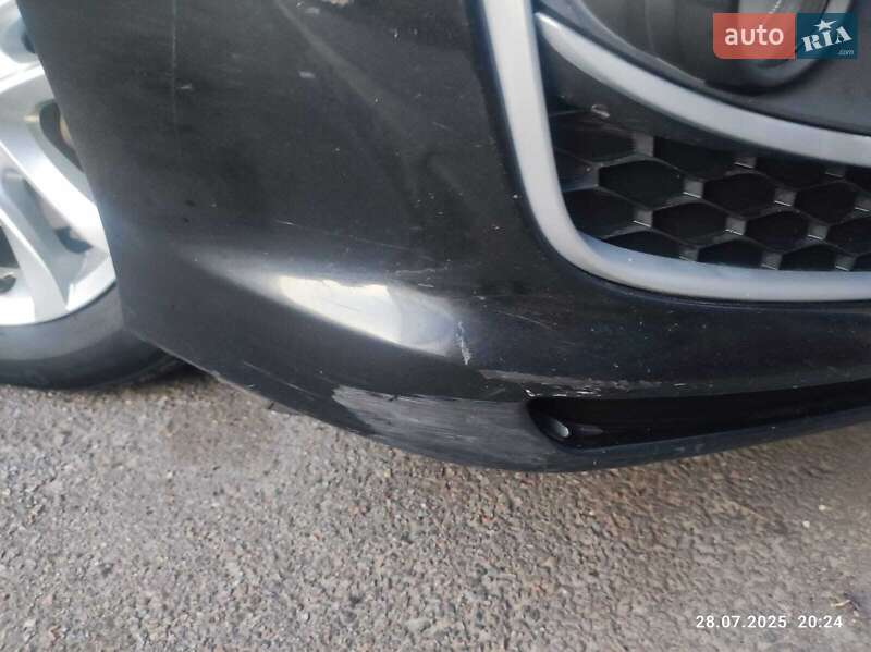 Седан Mazda 6 2011 в Харькове