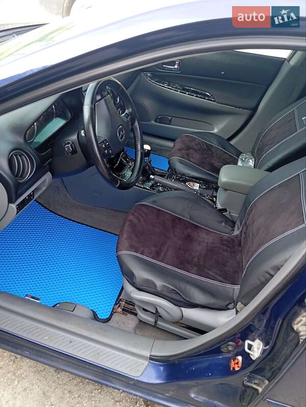 Лифтбек Mazda 6 2003 в Кельменцах