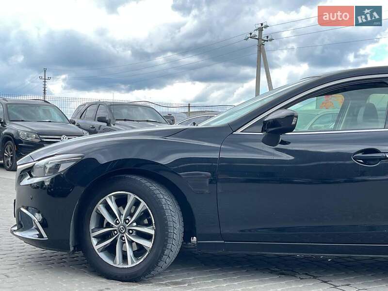 Седан Mazda 6 2015 в Львове