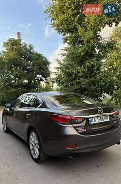 Седан Mazda 6 2015 в 