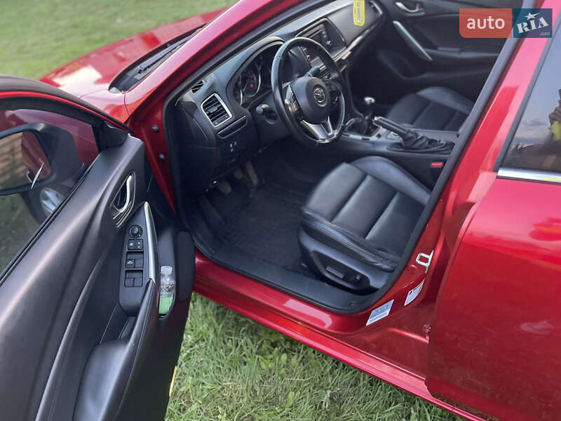 Седан Mazda 6 2013 в Львове