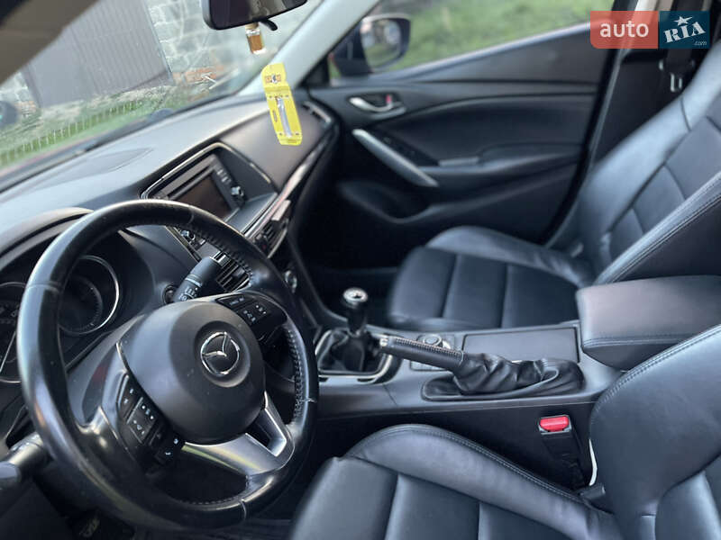 Седан Mazda 6 2013 в Львове
