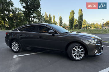 Седан Mazda 6 2015 в 