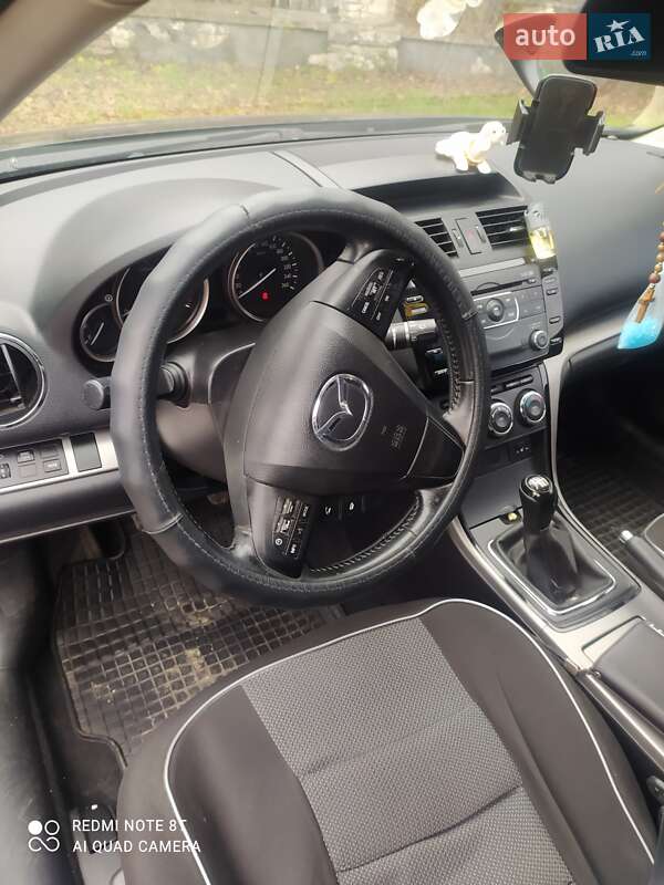 Универсал Mazda 6 2011 в Каменке-Бугской