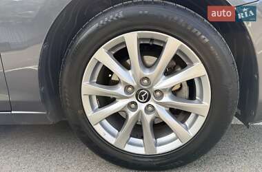 Седан Mazda 6 2016 в 