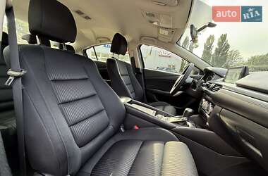 Седан Mazda 6 2016 в 