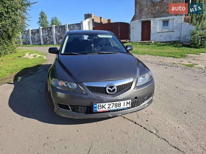 Седан Mazda 6 2006 в Ровно