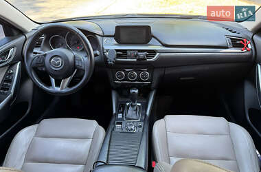 Седан Mazda 6 2016 в 