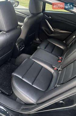 Седан Mazda 6 2013 в 
