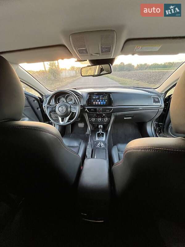 Седан Mazda 6 2013 в Новомосковске