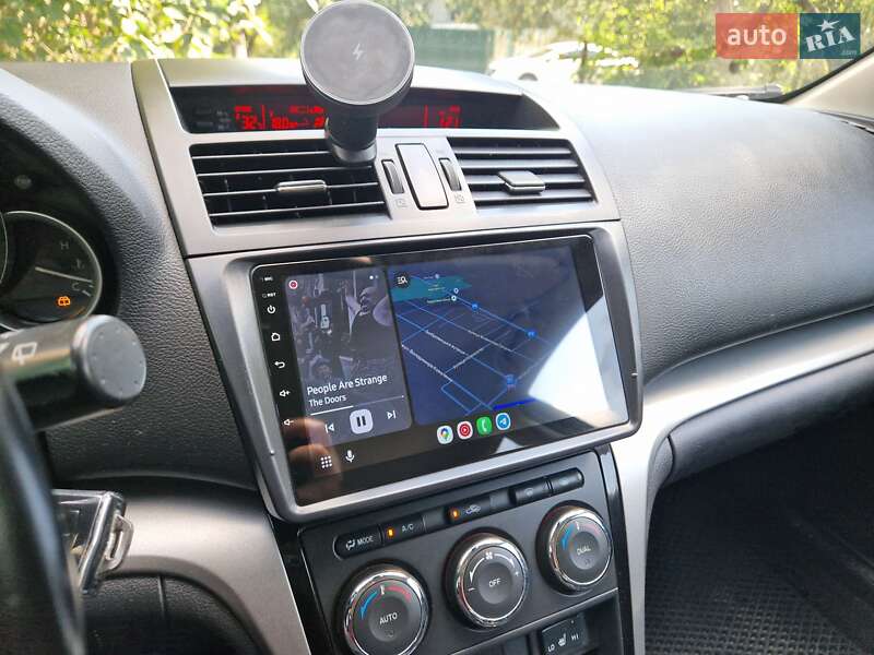 Универсал Mazda 6 2010 в Чернигове