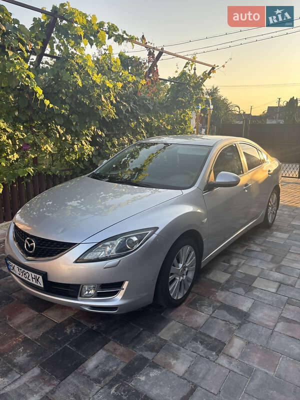 Седан Mazda 6 2009 в Ровно