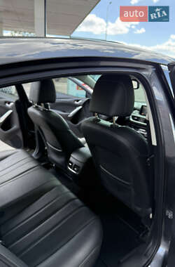 Седан Mazda 6 2015 в 