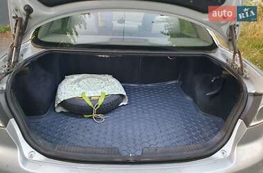 Седан Mazda 6 2003 в Черновцах