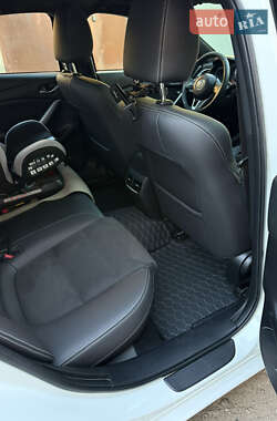 Седан Mazda 6 2015 в Кривом Роге